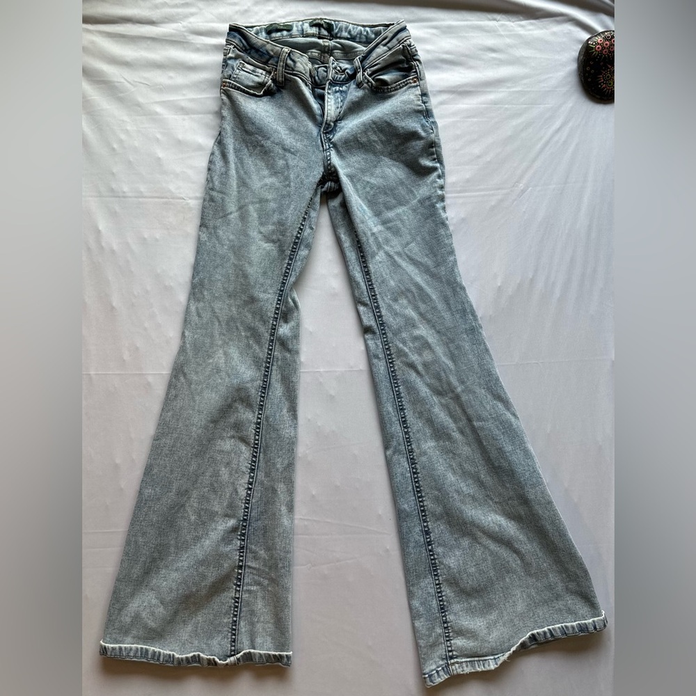 Wild fable High-rise flare